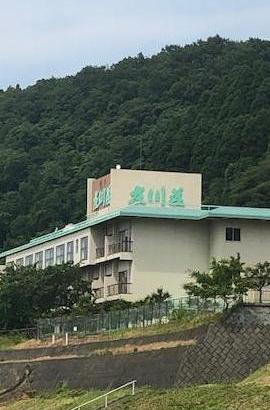 となみ野庄川荘　一萬亭